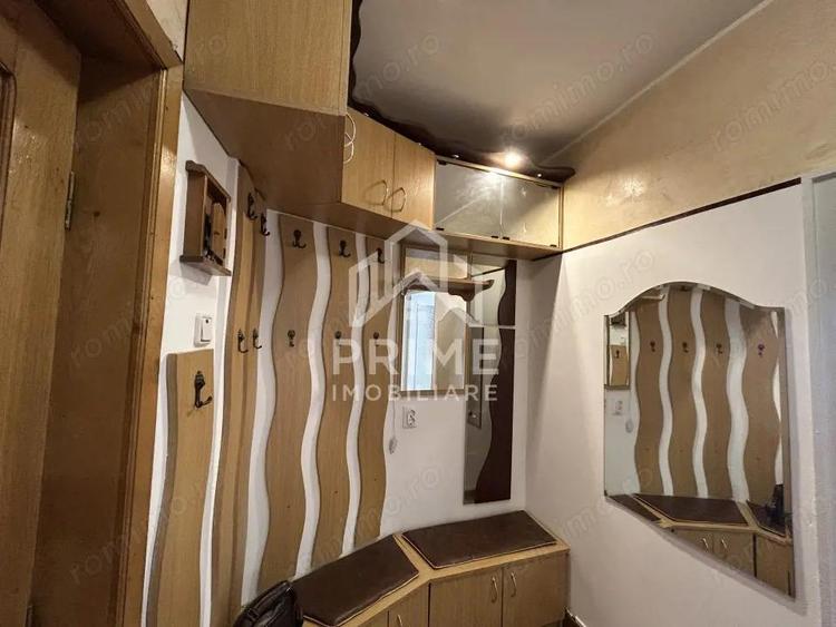 Apartament 3 camere de inchiriat , 70 mp , Zona Cetate - 14