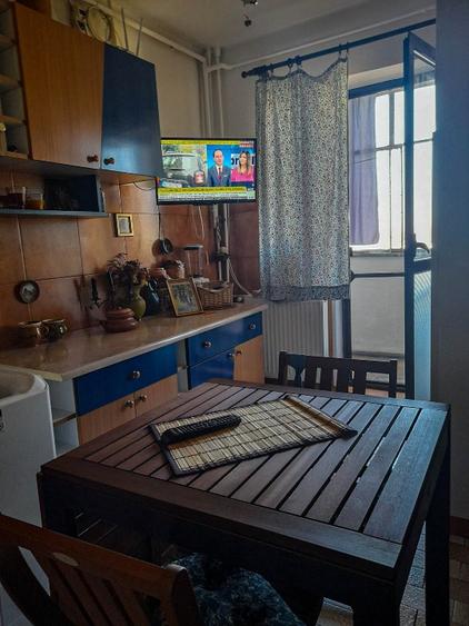 Vand apartament 2 camere Bariera Bucuresti  - 3