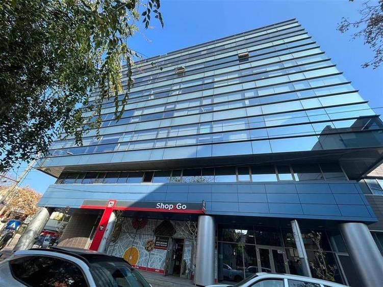 Vanzare cladire de birouri inchiriata integral - Yield 8% - 1