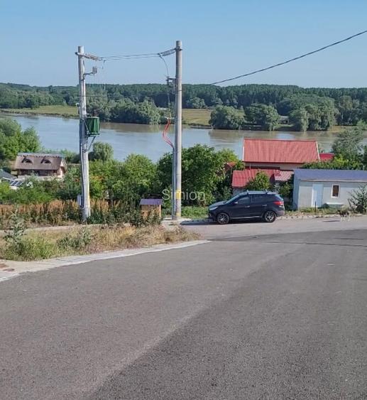 Teren Delta intravilan 500mp