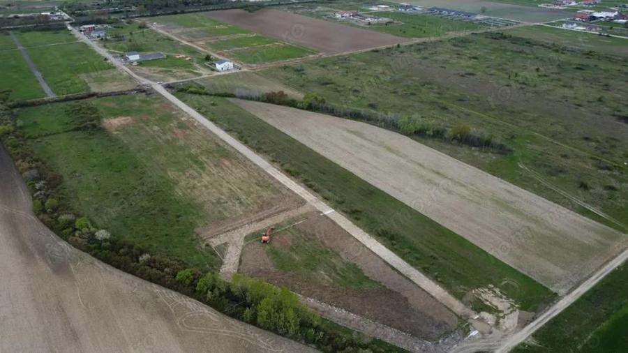 Oportunitate - Parcele teren cu toate utilitatile si asfalt - Mosnita - 1