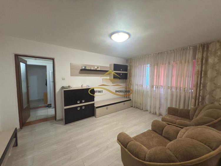 Apartament 3 camere de vanzare in Bacau - 1