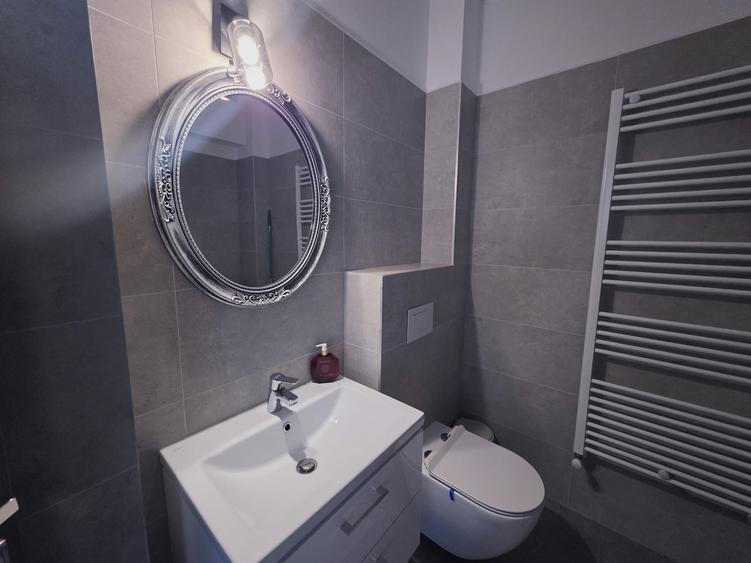 Inchiriez 3 camere Soho Residence Triaj cu parcare - 12