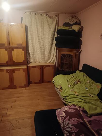 Vand casa 1 cam. in curte comuna - 4