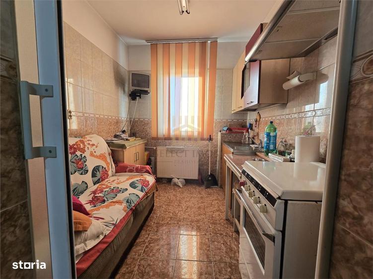 Vanzare 2 camere , Zona Bobalna - 9
