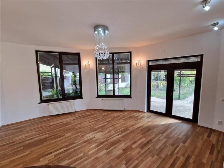 RECO Vila deosebita  in Santandrei cu teren generos - 3