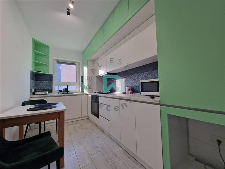 Garsoniera decomandata, parcare si boxa, Tractorul, Brasov - 10