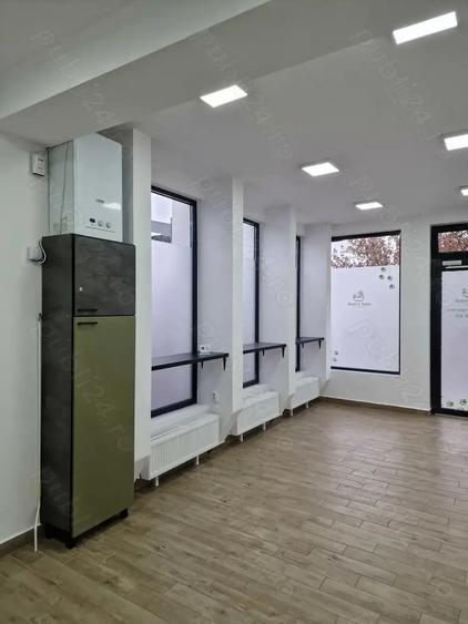 Spa?iu comercial de vanzare - 2