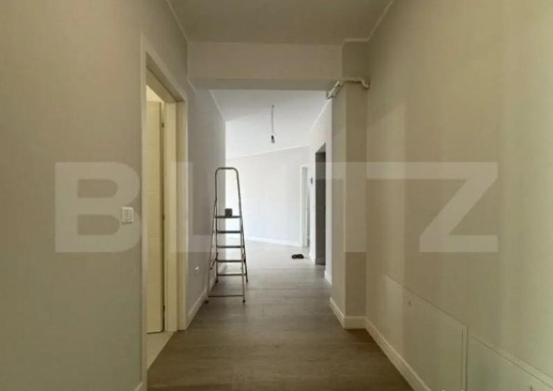 Apartament 3 camere, 108 mp, bloc nou, etaj intermediar, zon - 4