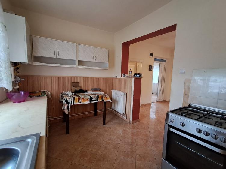 Casa individuala sup.construita 86 mp, teren 672 mp Apahida central - 3