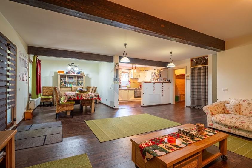 Casa P+M cu 6 camere in Busteni - Zona Zamora - 1