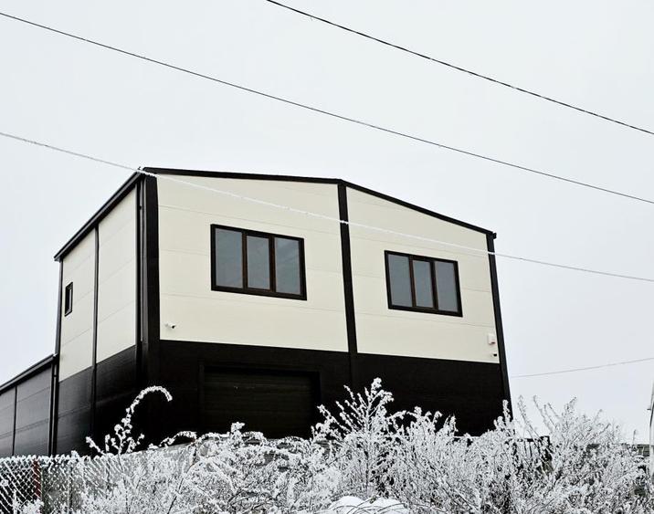 Hala, Mosnita Noua - 1