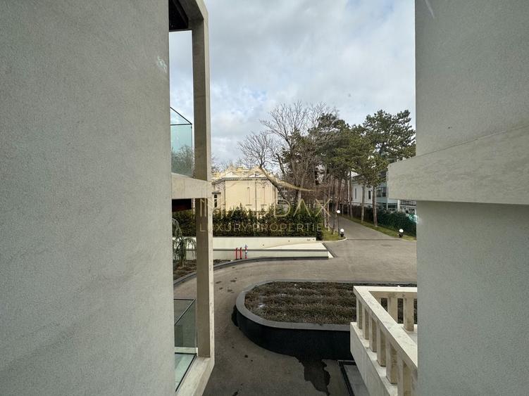 Penthouse cu 5 Camere *400mpc* / 67mp terasa / View 360 / Bd. Kiseleff - 50