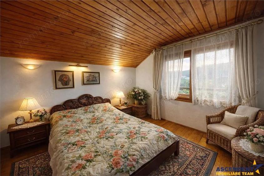 Proprietate rustica la 1 km de Castelul Bran:Doua unitati duplex, arhitectura traditionala: locuinta - 1