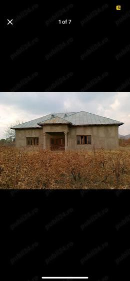 Casa de canzare in comuna Greci, muntii Macinului - 5