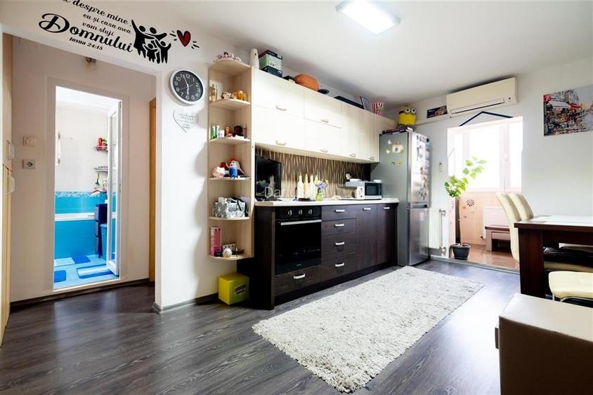 Apartament cu 2 camere decomandat în Rogerius Apartament cu 2 camere decomandat în Rogerius