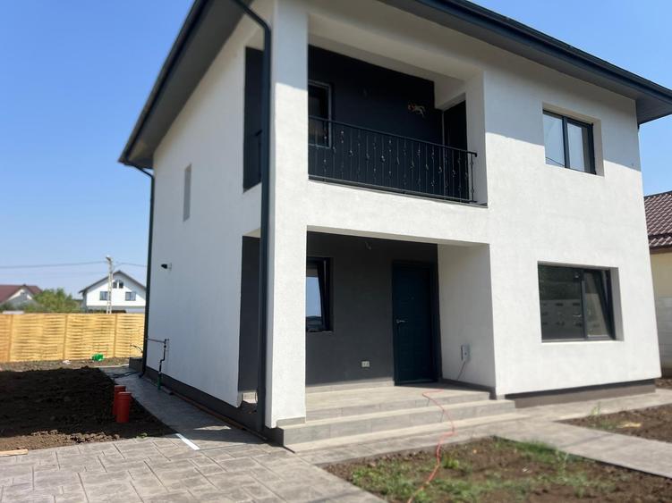 Vila individuala Comuna BERCENI - 2