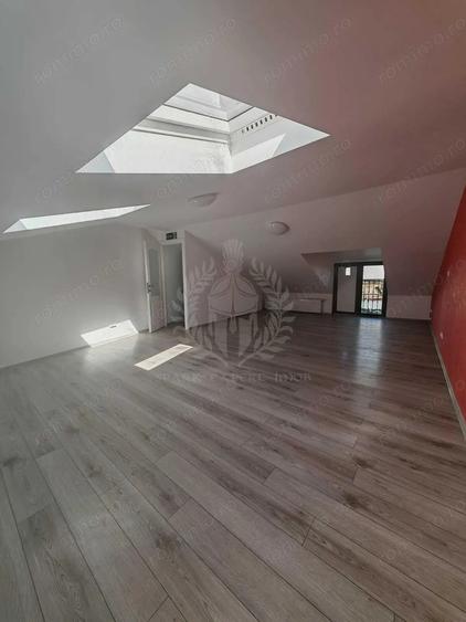 CASA // ZONA CENTRALA // 130 MP - 6