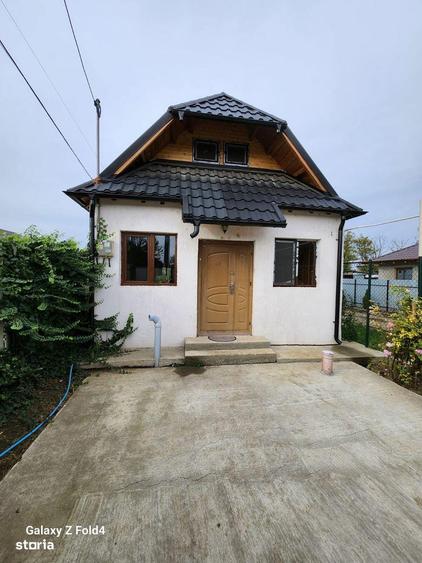 De Vanzare casa zona Cazasu - 2