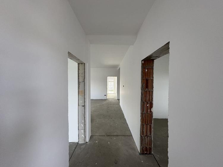 Casa Individuala Parter Sanmihaiu Roman,4 Camere,2 Bai,Proiect Modern - 10