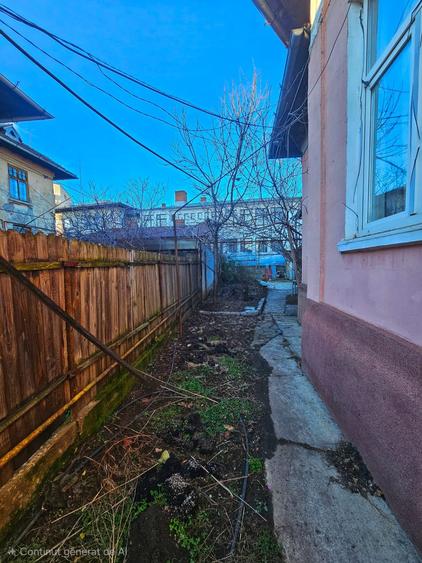 Casă cu arhitectură interbelică, 5 camere, teren 409 mp – Central - 52