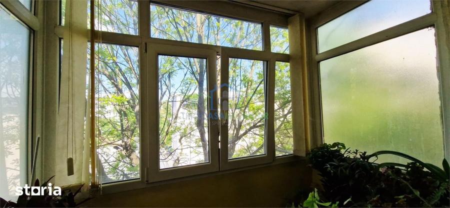 Apartament cu 4 camere în George Enescu