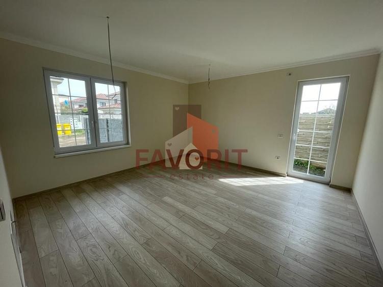 Gradina proprie 30 mp. Finisaje superioare. Pozitie excelenta. - 1