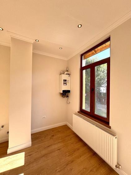 Casa de vanzare in centrul orasului - 6