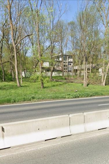 Teren intravilan 1.014 mp | Valu lui Traian | P+4E | Forest M - 1