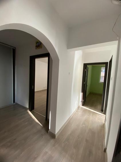 2 DECOMANDATE  parter cu centrala, balcon 9m, Miron Costin - 7