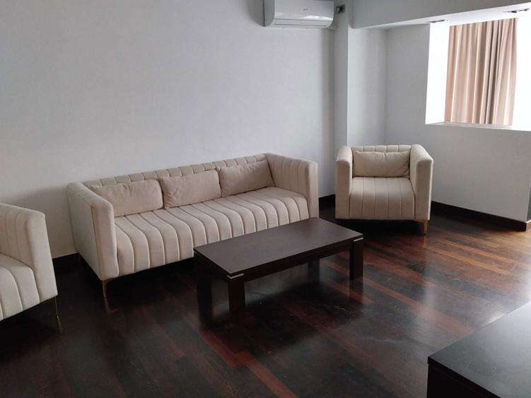 vand apartament 2 camere ultracentral complet mobilat si utilat - 1