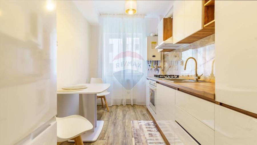 Apartament modern cu 2 camere, Decomandat, Comsion 0% - 4