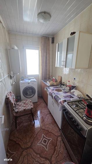 Vand Apartament 2 Camere Decomandat, 49 m2, Moinesti - 8