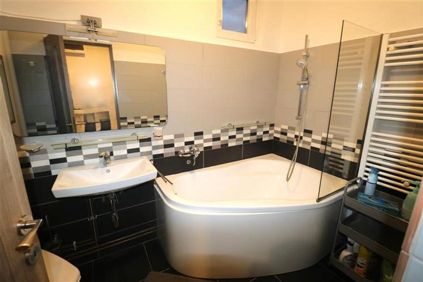 Apartament 2 camere, zona ultracentrala - 10