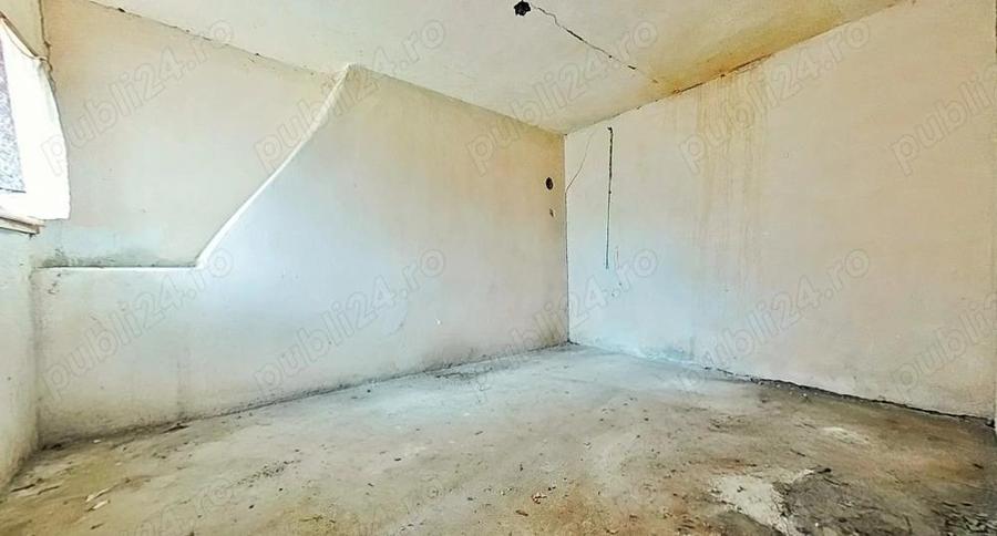 Casa cu poten?ial, teren generos de 1.440 mp Secusigiu, Arad - 9