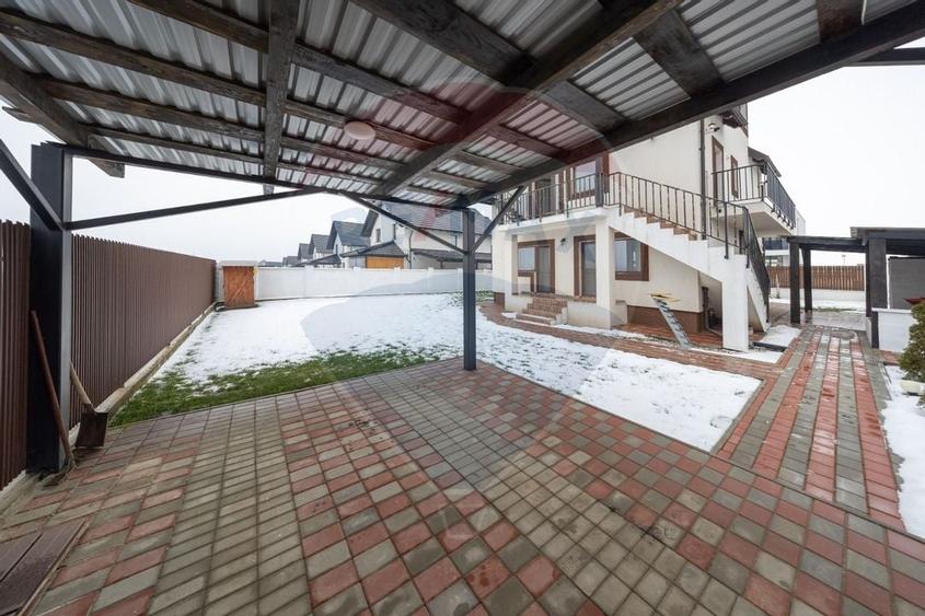 Casa cu 9 camere, teren 501 mp,  Harman! - 41