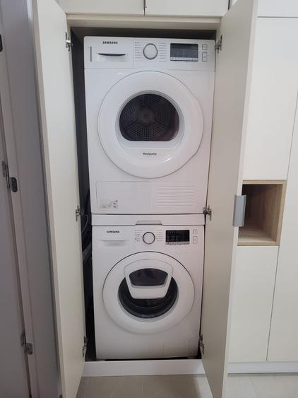 Apartament cu 2 camere, mobilat si utilat. Prima inchiriere. Loc de parcare - 10