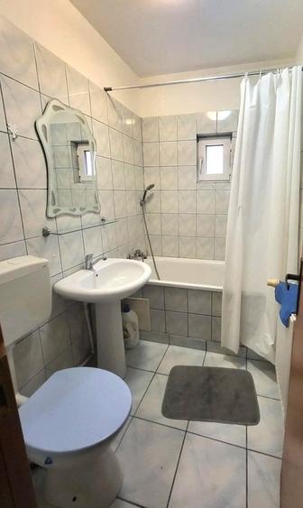 Crangasi, str. Padureni, 3 minute de metrou, in vila - 1