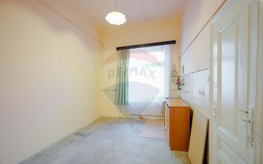 Apartament cu 2 camere de vanzare, cladire istorica, u... - 11