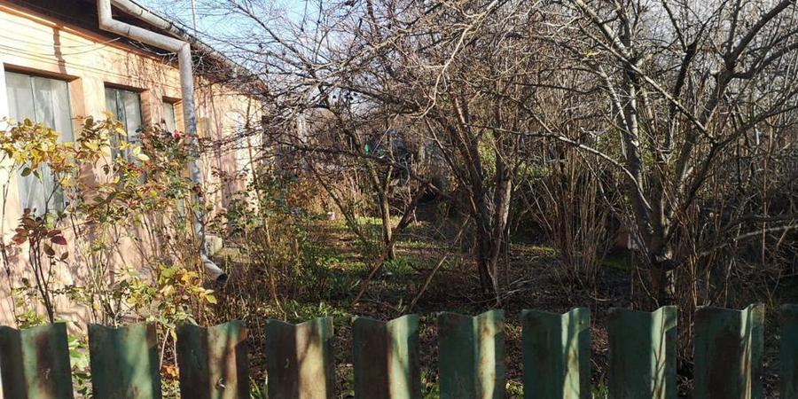 Teren intravilan 1700 m plus casa batranrasca - 8