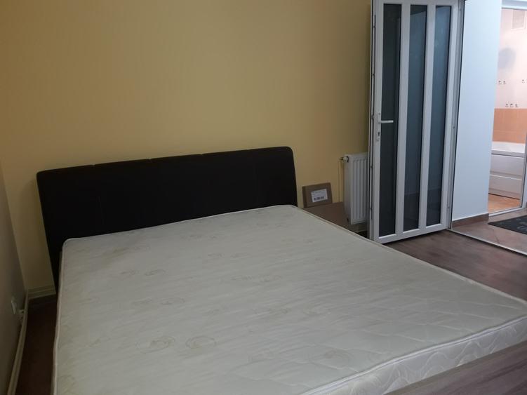 Apartament cu 2 camere decomandat în Centru Civic