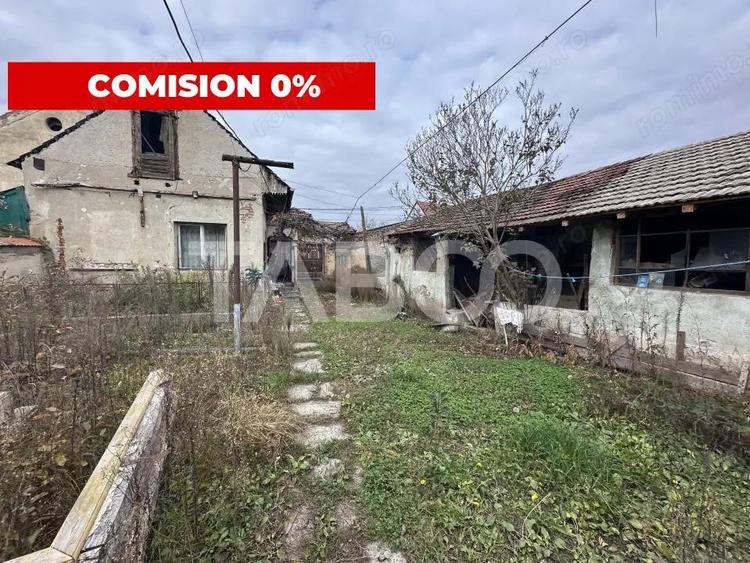 Casa de vanzare 2 camere anexe gospodaresti 1248 mp teren in Beclean - 1