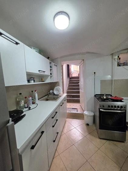 Apartament cu 2 camere curte comuna zona Lunei de vanzare - 9