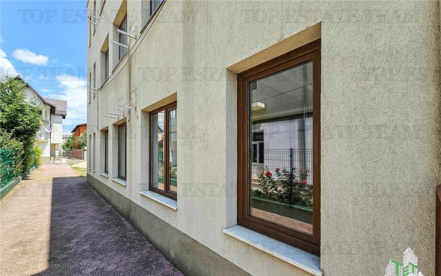 Cladire Targoviste de inchiriat, optim birouri, cabinete med - 12