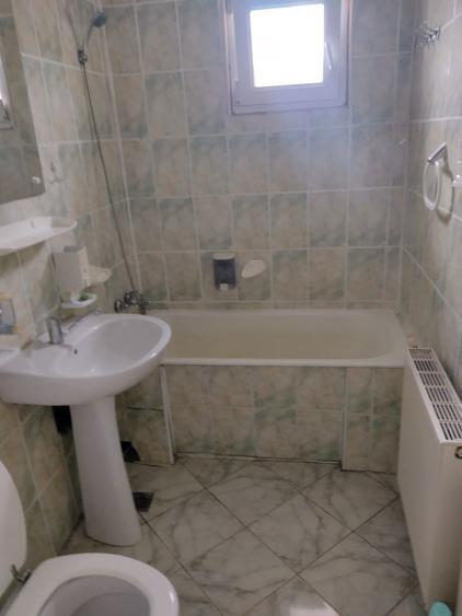 Chirie apartament cu 3 camere - 4