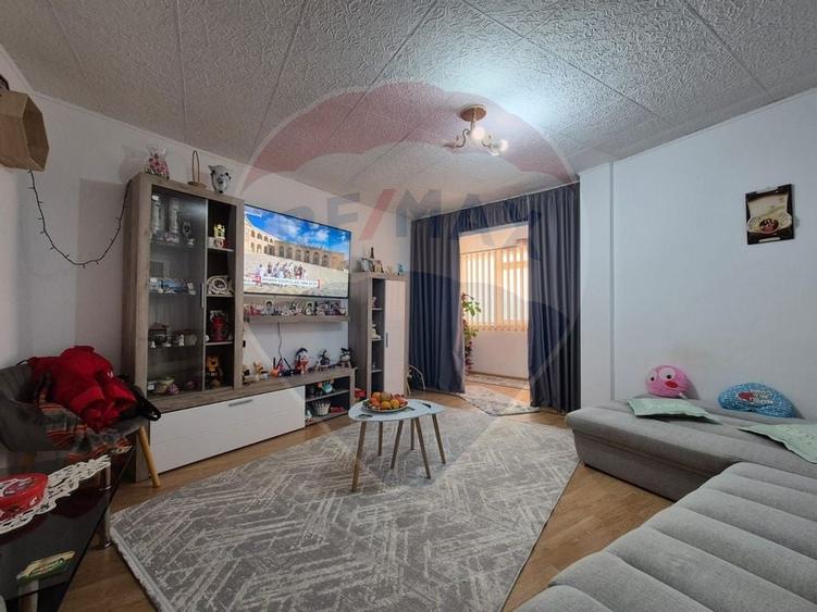 Apartament 3 camere decomandat de vanzare in Moinesti Select - 8