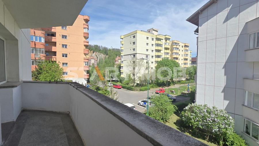 Apartament cu 2 camere decomandat, mobilat în Răcădău