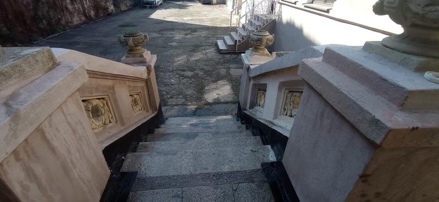 Corp casa deosebit, Serban Voda - Unirii- Biserica Sf Spiridon - 4