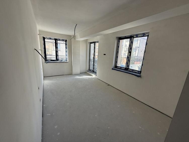 Apartament 3 camere zona Tomis Plus - 3