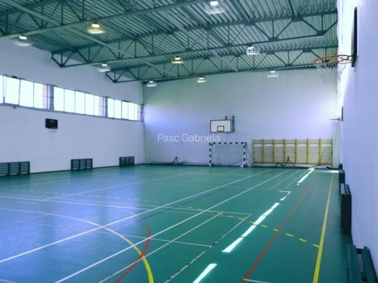 Vand sala de sport,include spatii multifunctionale